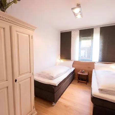 Alpen Loggia Appartement *